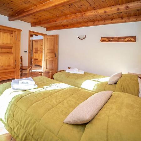 Residence Cascina Genzianella โอลิกซ์ ภายนอก รูปภาพ