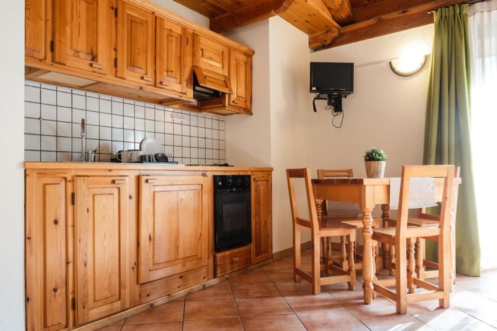 Residence Cascina Genzianella โอลิกซ์ ภายนอก รูปภาพ