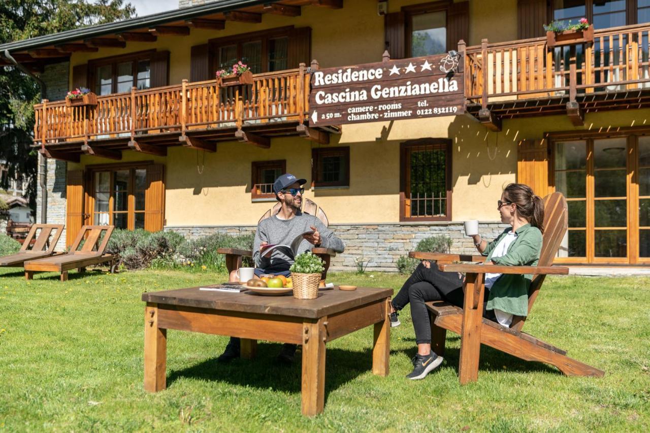 Residence Cascina Genzianella โอลิกซ์ ภายนอก รูปภาพ