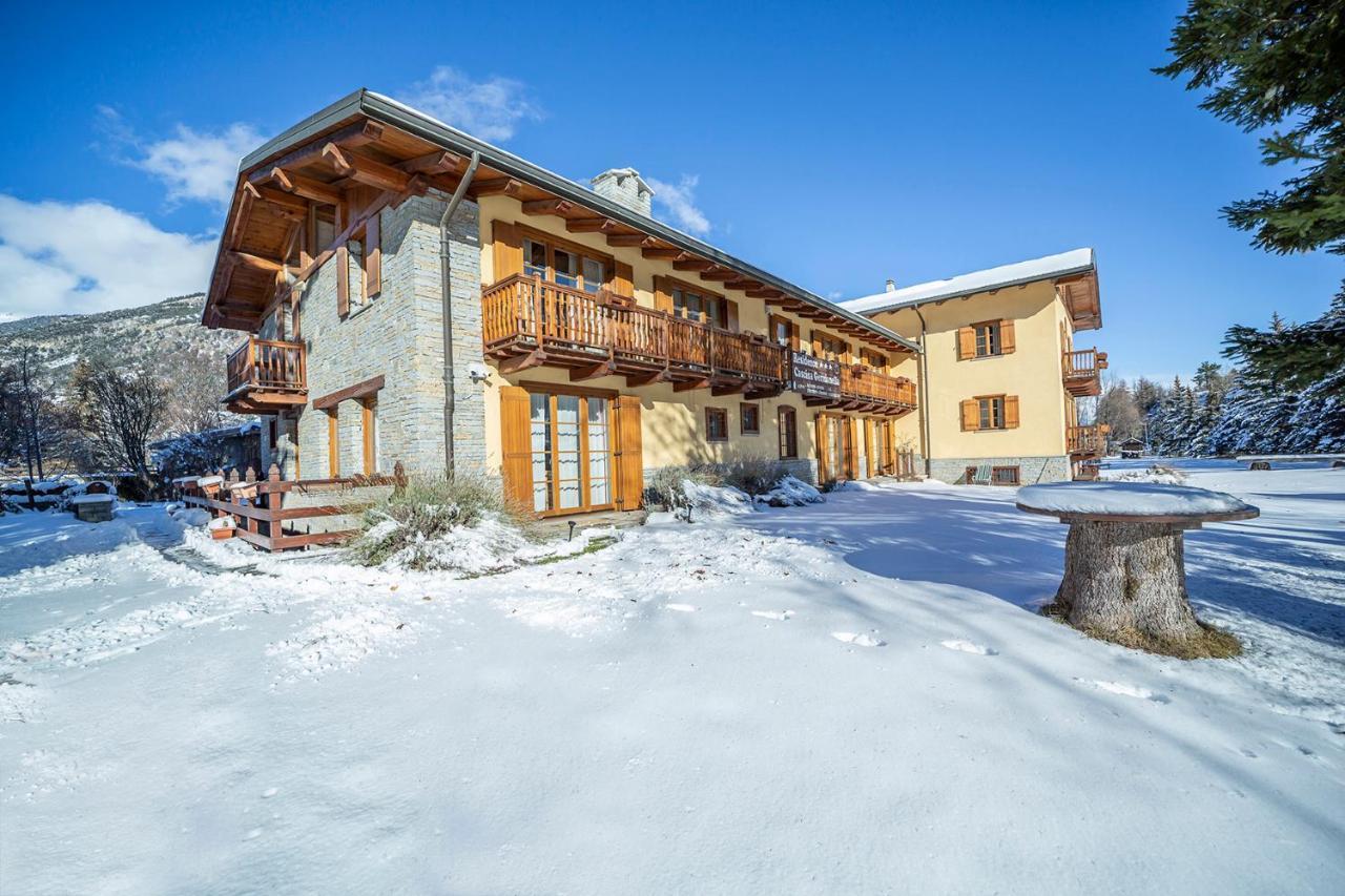 Residence Cascina Genzianella โอลิกซ์ ภายนอก รูปภาพ